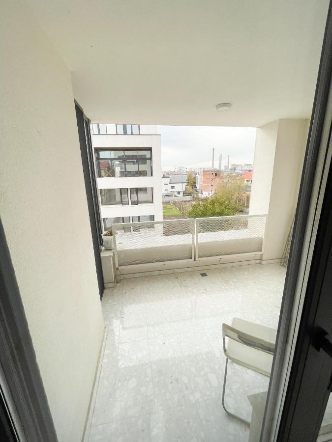 Warm Hotel Apartment Bukares Bagian luar foto