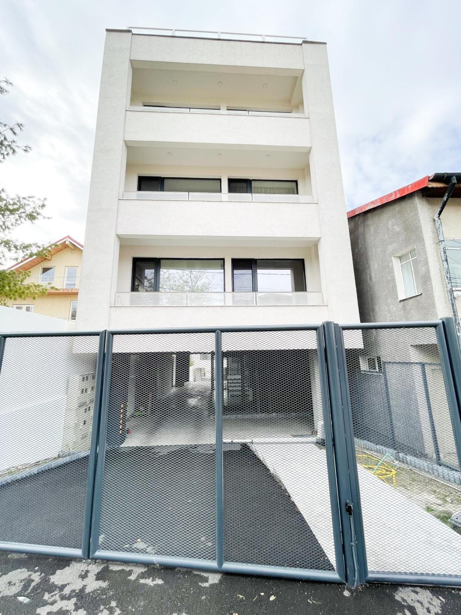 Warm Hotel Apartment Bukares Bagian luar foto