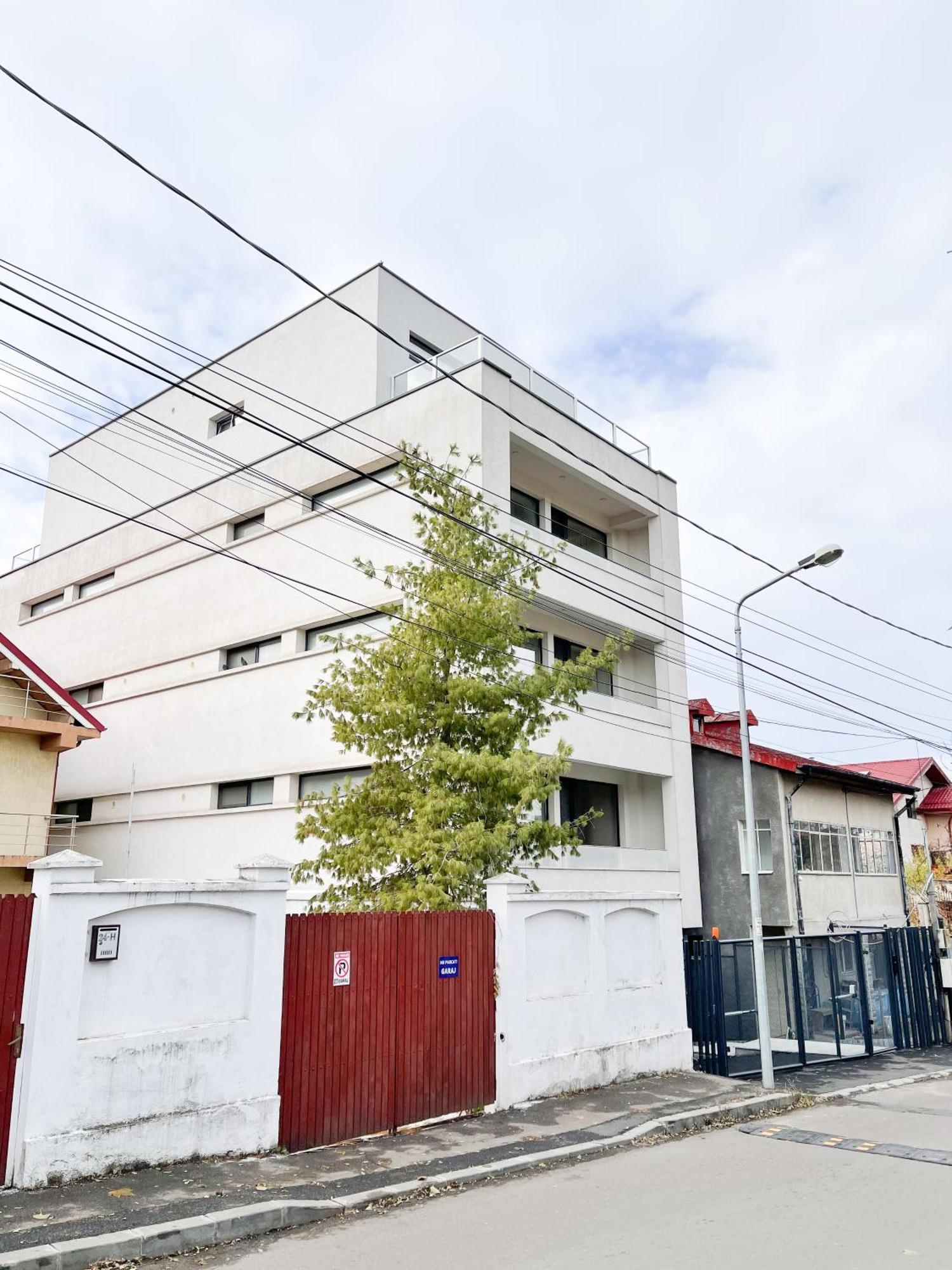 Warm Hotel Apartment Bukares Bagian luar foto