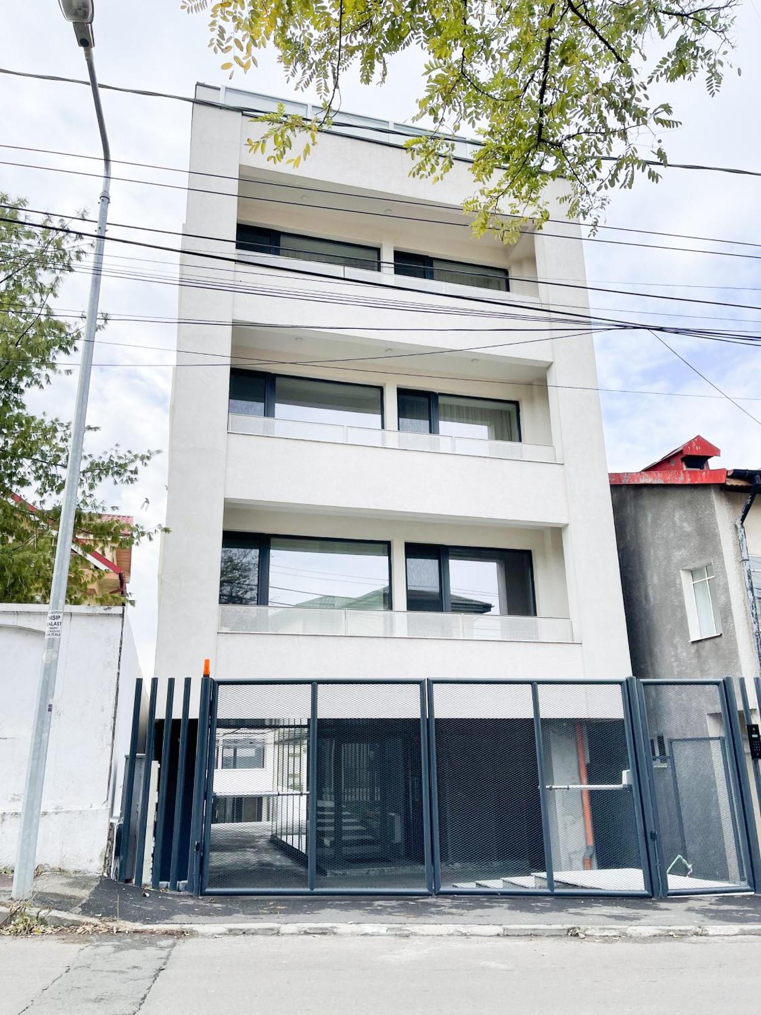 Warm Hotel Apartment Bukares Bagian luar foto